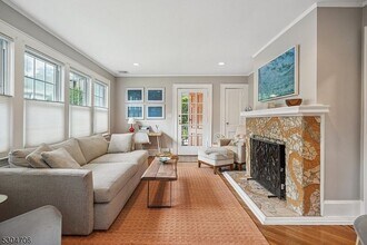 2 Oxford Terrace in West Orange, NJ - Building Photo - Building Photo