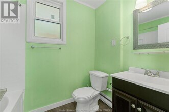 759 Pierre Ave in Windsor, ON - Building Photo - Building Photo