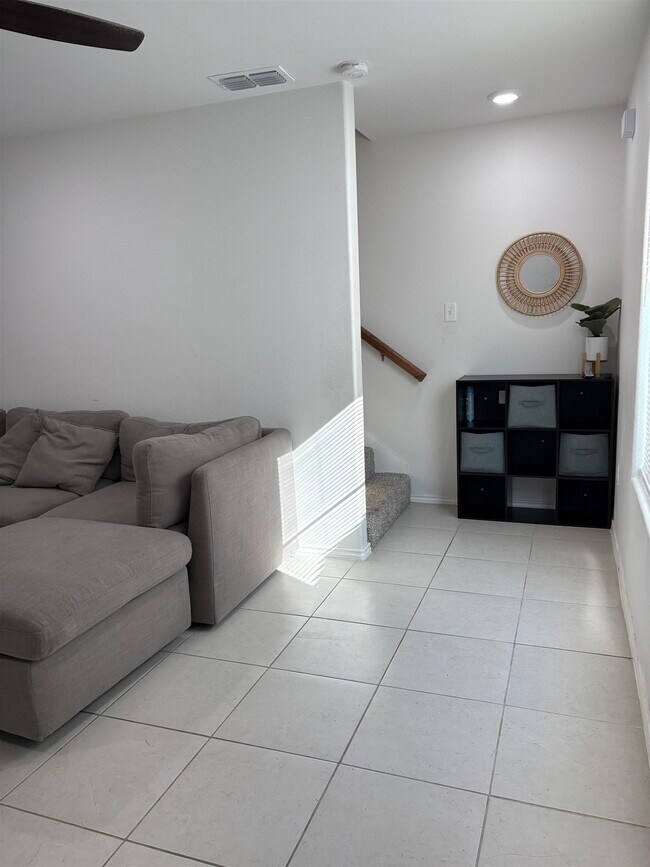 1906 Port Louisiana Dr in Laredo, TX - Building Photo - Building Photo