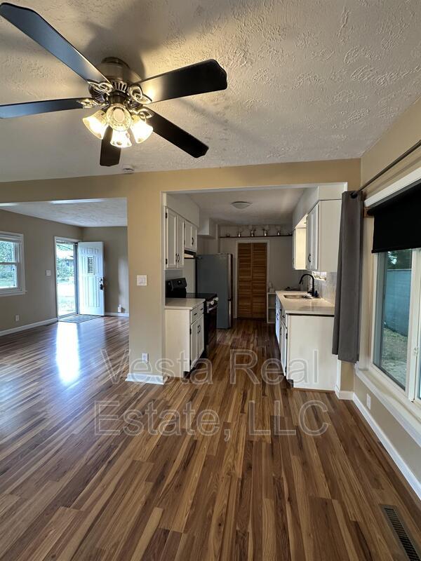 property at 606 Cullom St