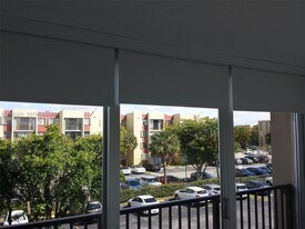 9441 SW 4th St in Miami, FL - Building Photo