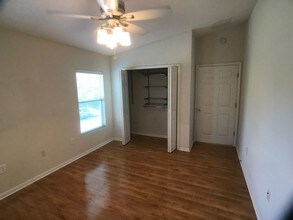 6081 Maggies Cir-Unit -111 in Jacksonville, FL - Building Photo - Building Photo