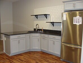1064 Lincoln St in Dickson City, PA - Building Photo - Building Photo