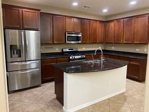 10437 S Painted Mare Dr in Vail, AZ - Foto de edificio - Building Photo