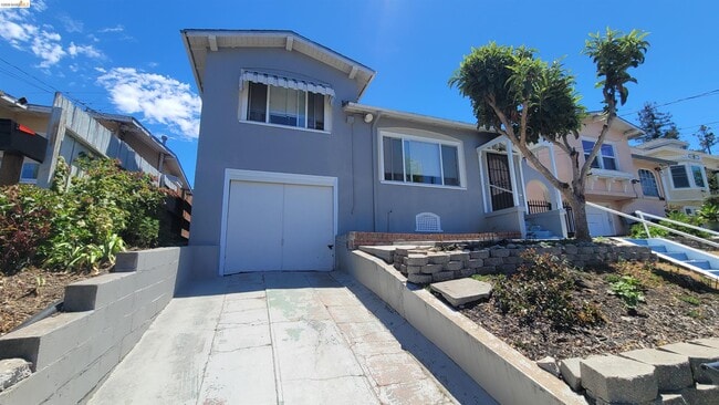 property at 2124 12th Ave
