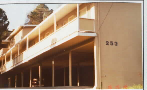 253 Union St in San Rafael, CA - Building Photo - Building Photo