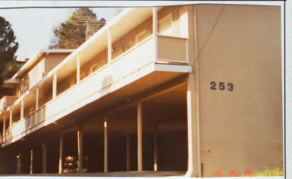 253 Union St in San Rafael, CA - Foto de edificio - Building Photo