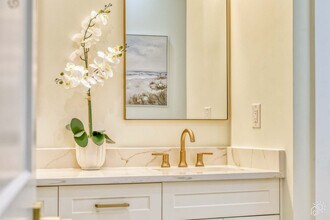 2215 Amnesty Dr in North Port, FL - Building Photo - Building Photo