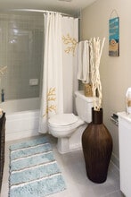 Park Place by the Bay in Miami, FL - Foto de edificio - Building Photo