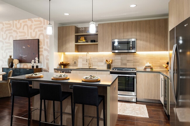 Cortland Museum District in Houston, TX - Foto de edificio - Building Photo