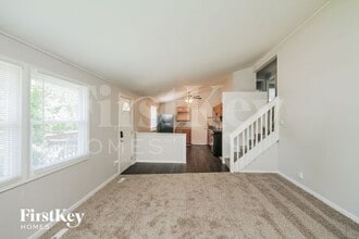 905 Garfield Dr in Carpentersville, IL - Building Photo - Building Photo