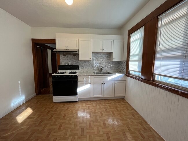 20 Indiana Ave, Unit 2