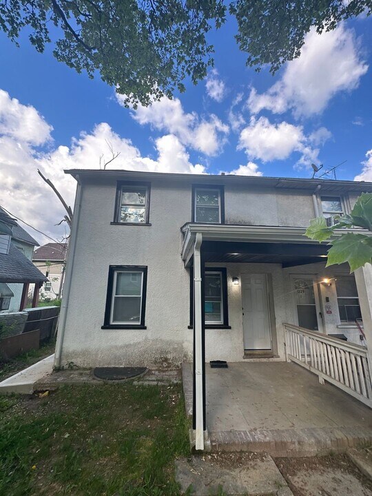 1231 Clover Ln in Chester, PA - Building Photo