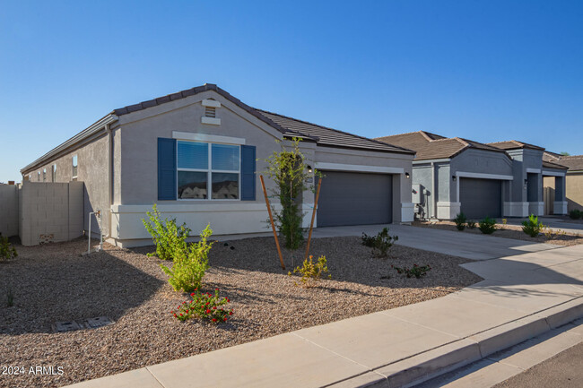 28322 N Carbon Rd in San Tan Valley, AZ - Building Photo - Building Photo