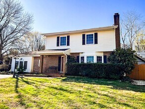 3502 Old Jones Rd in Dunkirk, MD - Building Photo - Building Photo