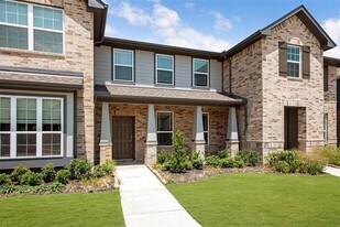 8016 Scanlan Trl in Sienna, TX - Building Photo