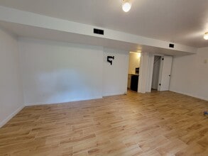 28 Bonnie Brae Dr in Newtown, CT - Building Photo - Building Photo