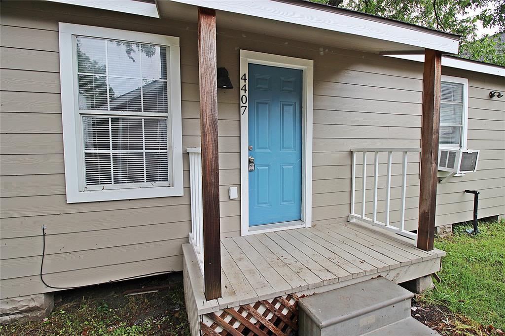 4407 Hull St Photo