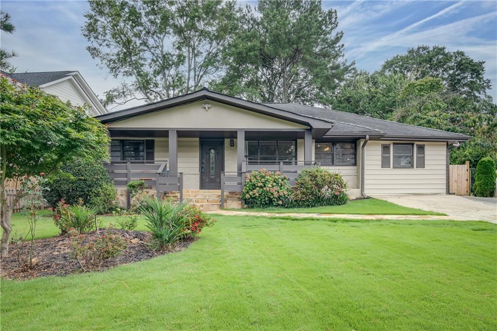 1899 Raven Hill Dr NE in Atlanta, GA - Building Photo