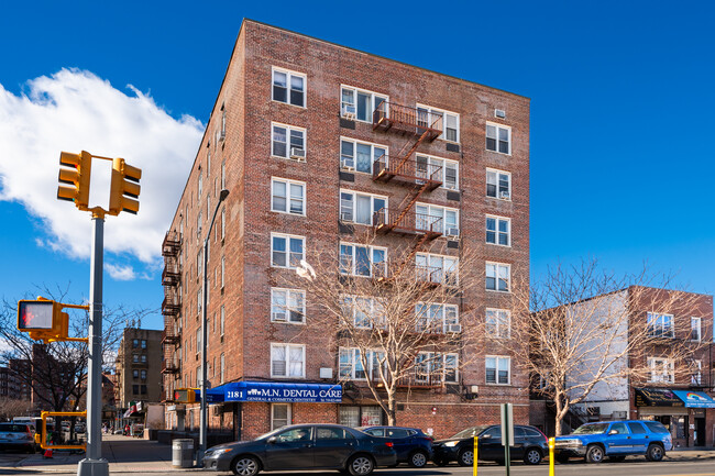 2181 Starling Ave in Bronx, NY - Foto de edificio - Building Photo