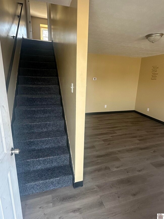 122 Barcelona Ct in Paducah, KY - Building Photo - Building Photo