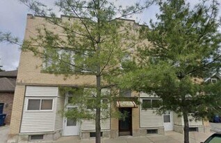 1014 E Prairie Ave in Des Plaines, IL - Building Photo