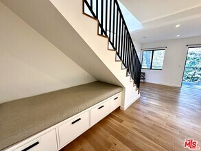 833 Maltman Ave in Los Angeles, CA - Building Photo - Building Photo