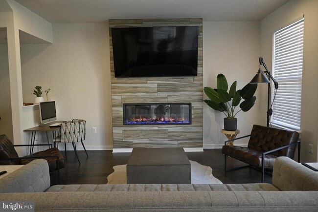 2527 Emerald Branch Dr in Hyattsville, MD - Building Photo - Building Photo