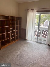 12889 Grays Pointe Rd in Fairfax, VA - Building Photo - Building Photo