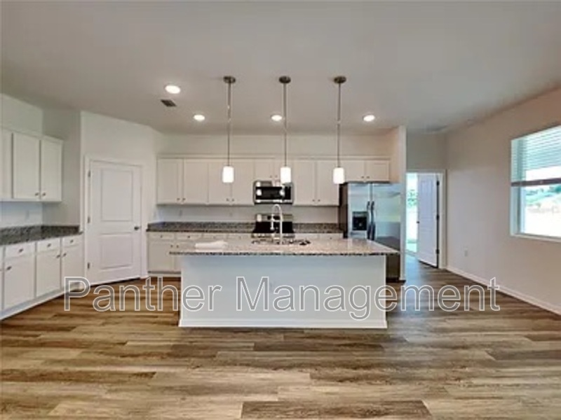 12043 Crossgate Ave in Port Charlotte, FL - Building Photo