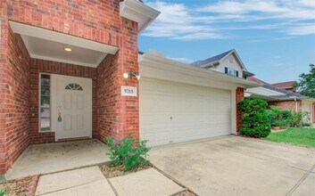 5715 Afton Ridge Ln in Houston, TX - Building Photo - Building Photo