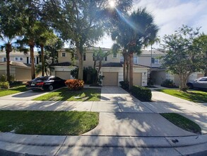 4855 Palmbrooke Cir in West Palm Beach, FL - Foto de edificio - Building Photo