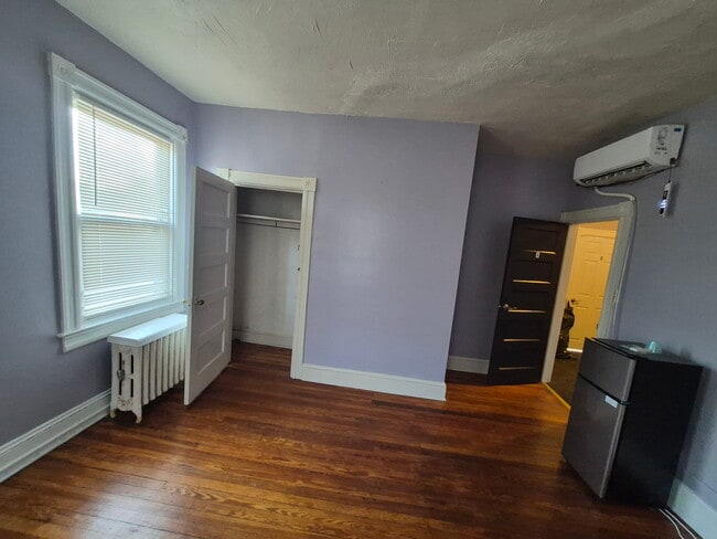 5118 Gwynn Oak Ave in Baltimore, MD - Building Photo - Building Photo