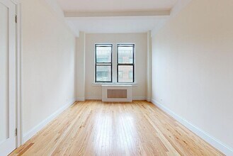 West 96th Street in New York, NY - Building Photo - Building Photo