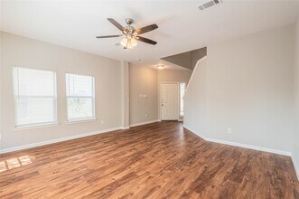 10061 Sharpton Dr in Houston, TX - Building Photo - Building Photo