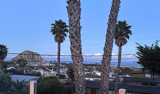 property at 2560 Juniper Ave