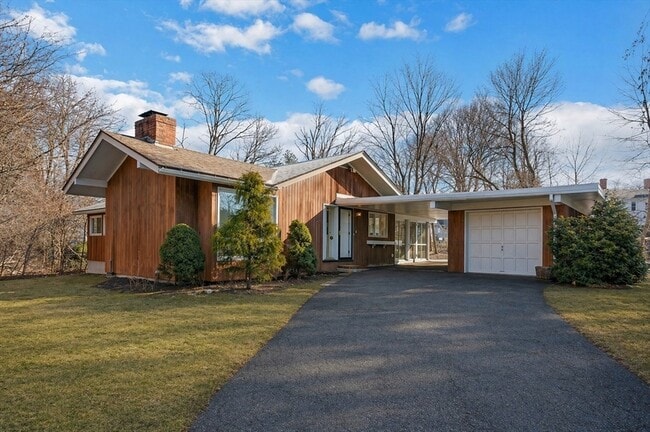 property at 34 Karlton Cir