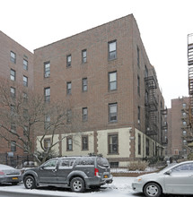 14435 Roosevelt Ave in Flushing, NY - Building Photo - Building Photo