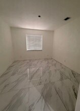 15 SW 15th Terrace in Homestead, FL - Building Photo - Building Photo