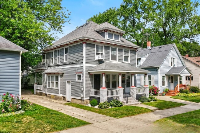 1349 Portland Ave NE, Unit Apt 1 in Grand Rapids, MI - Building Photo - Building Photo