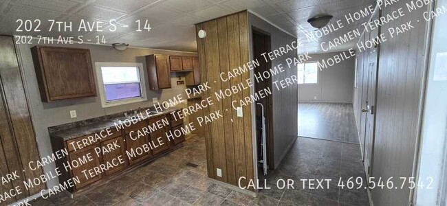 202 7th Ave S in Crookston, MN - Building Photo - Building Photo