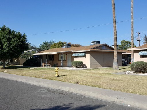 1 bed 1 bath with storage unit