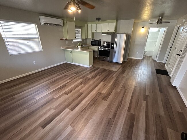 1805 Diamond St in Anderson, CA - Building Photo - Building Photo