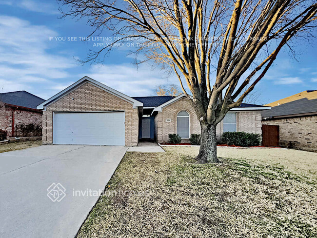 property at 3724 Periwinkle Dr