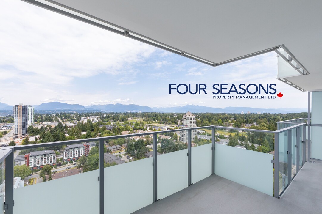 13778-13778 100 Ave in Surrey, BC - Building Photo