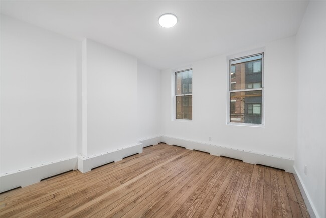 500 Monroe St in Hoboken, NJ - Building Photo - Building Photo