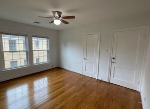 2802 Cleburne St in Houston, TX - Building Photo - Building Photo