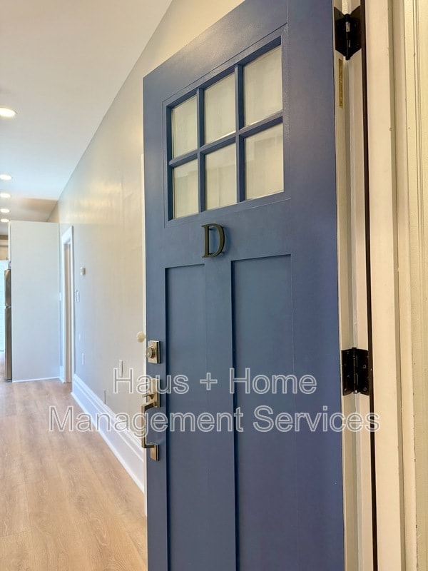 906 Penn Ave in Turtle Creek, PA - Foto de edificio - Building Photo