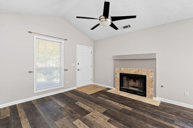 1121 Britley Park Ln in Woodstock, GA - Building Photo - Building Photo