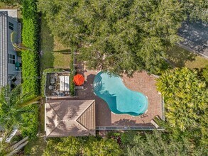 7607 NW 70th Way in Parkland, FL - Building Photo - Building Photo